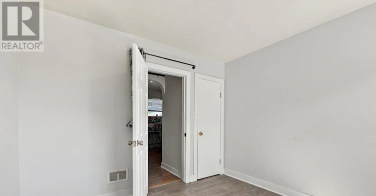 UPPER-403 Grantham Avenue, St. Catharines, ON, L2M 5B3 - 16