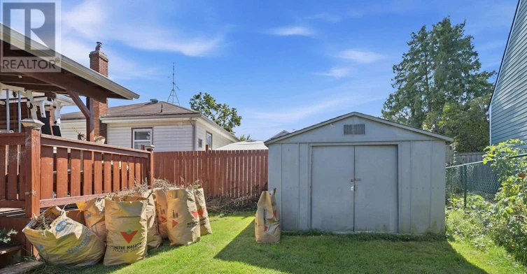 UPPER-403 Grantham Avenue, St. Catharines, ON, L2M 5B3 - 5