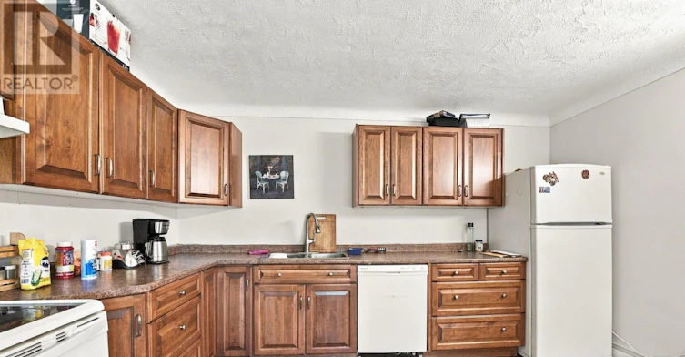 UPPER-403 Grantham Avenue, St. Catharines, ON, L2M 5B3 - 12