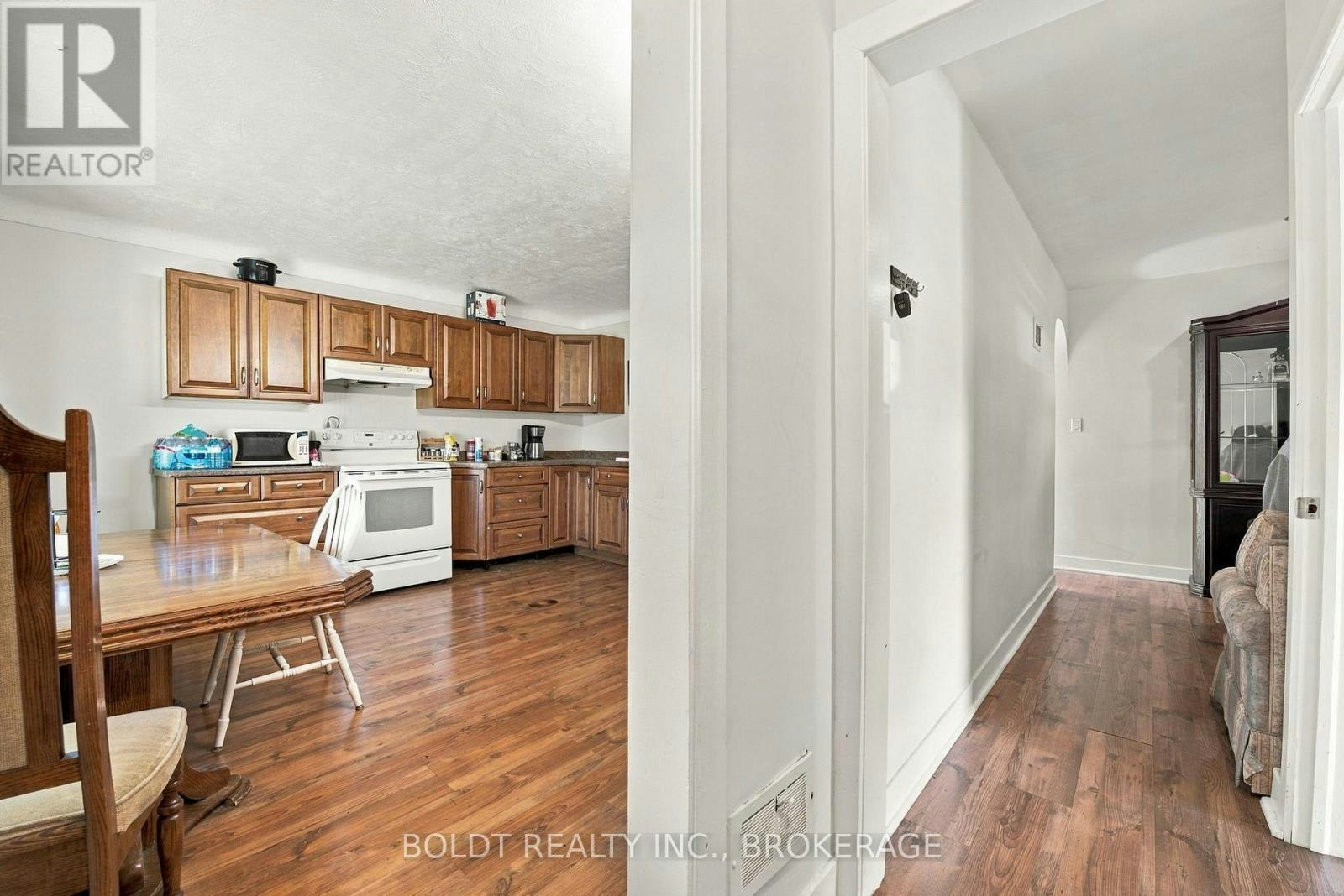 UPPER-403 Grantham Avenue, St. Catharines, ON, L2M 5B3 - 8