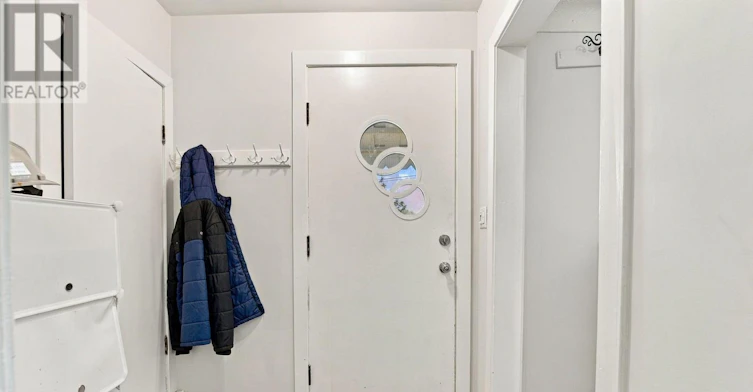 UPPER-403 Grantham Avenue, St. Catharines, ON, L2M 5B3 - 7