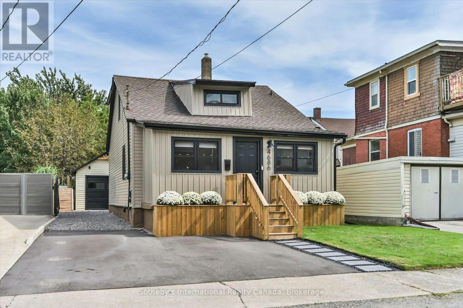 4686 Third Avenue, Niagara Falls, ON, L2E 4L5