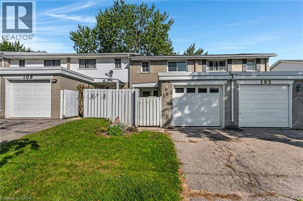 104 Ralgreen Crescent, Kitchener, ON, N2M 1T9
