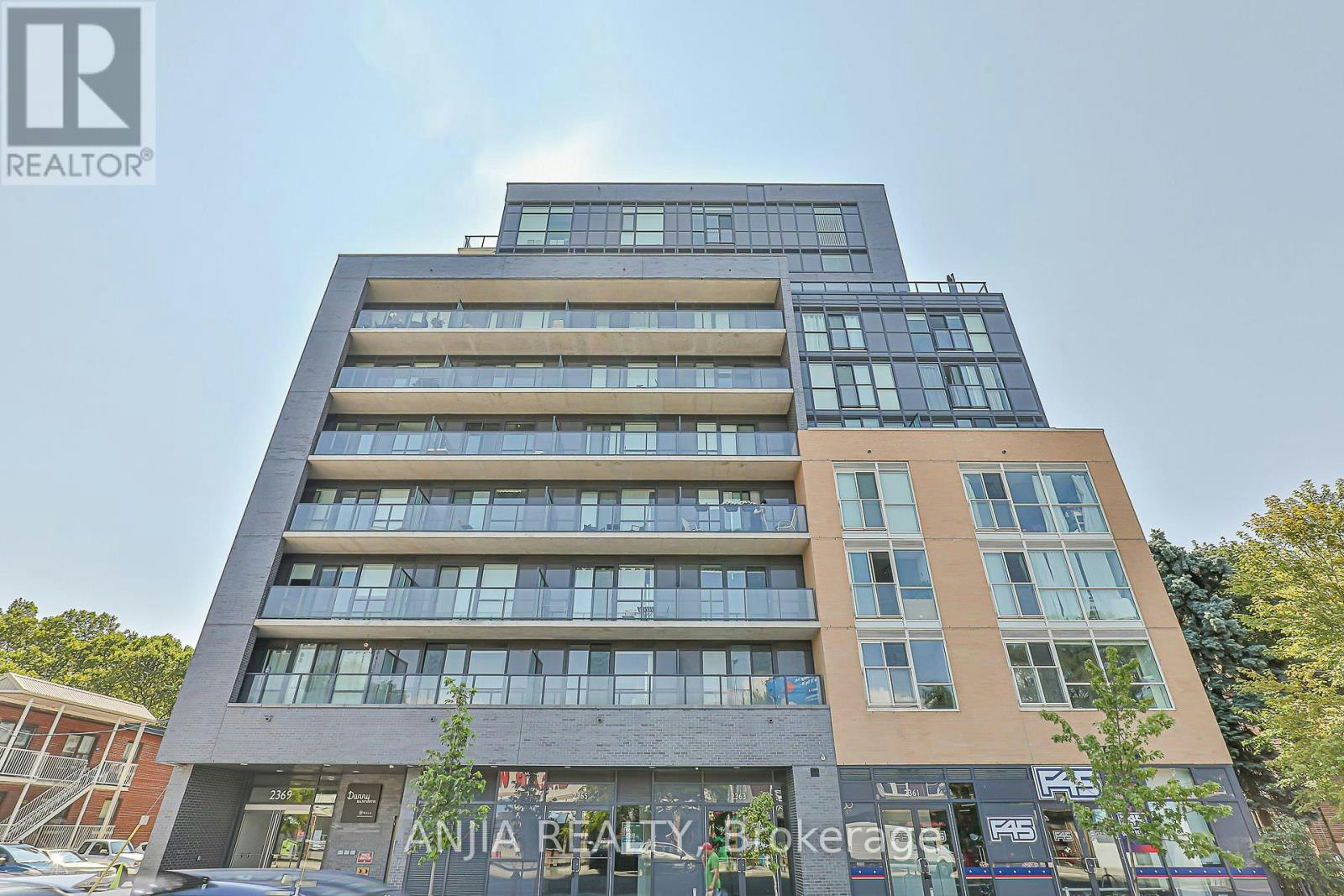207-2369 Danforth Avenue, Toronto, ON, M4C 0B1