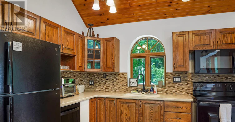 382488 17 Concession Road, Georgian Bluffs, ON, N0H 2T0 - 25