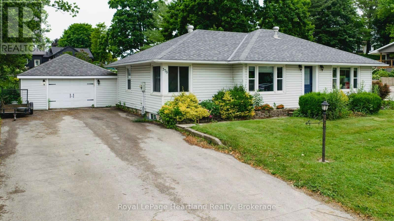 578 Stauffer Street, Huron Kinloss, ON, N0G 2H0 - 2