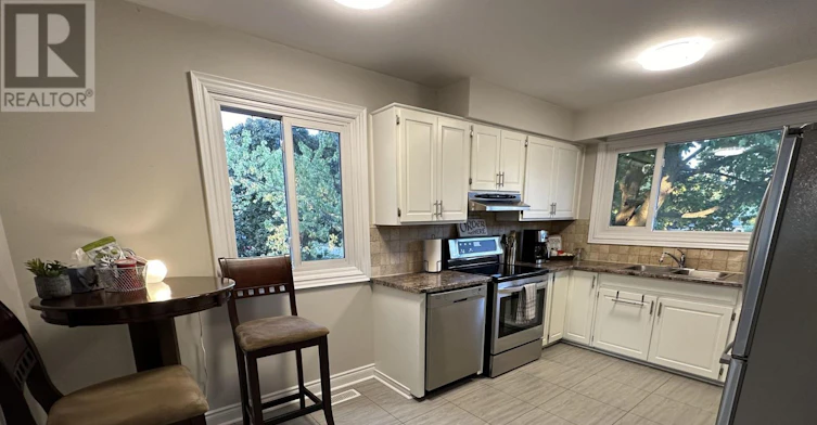 64 Marshall Street, Barrie, ON, L4N 3S8 - 9