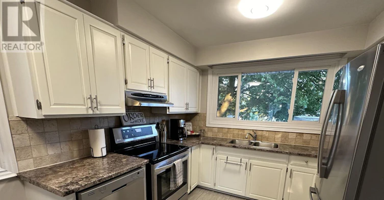 64 Marshall Street, Barrie, ON, L4N 3S8 - 11