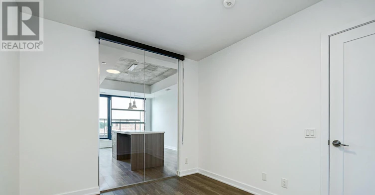 516-2946 Dundas West Street Street W, Toronto, ON, M6P 1Y8 - 8