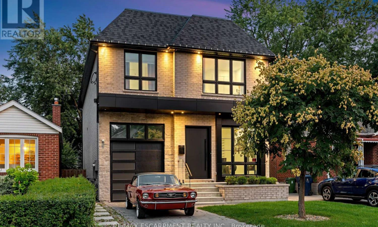 73 Elma Street