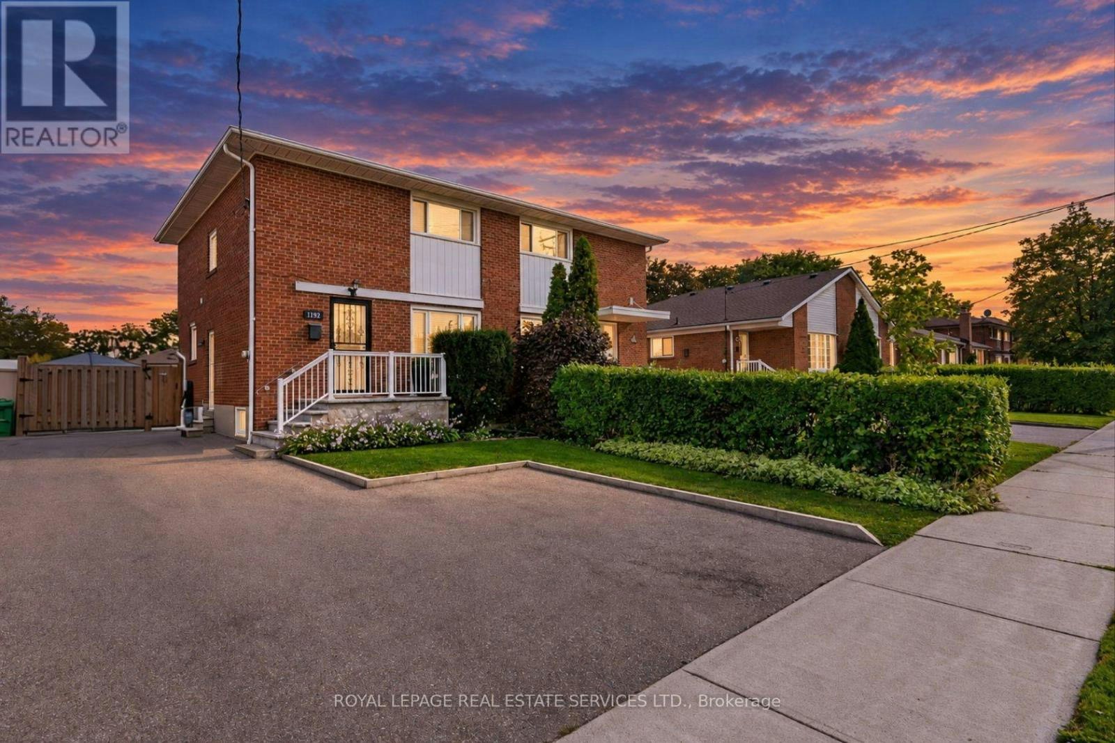 1192 Flagship Drive, Mississauga, ON, L4Y 2K1