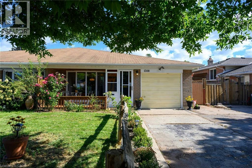 1308 Redbank Crescent, Oakville, ON, L6H 1Y5