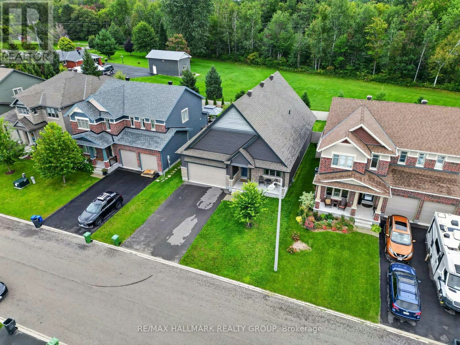 206 Pioneer Road, Russell, ON, K4R 0E1