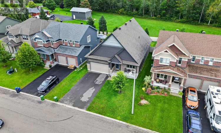 206 Pioneer Road