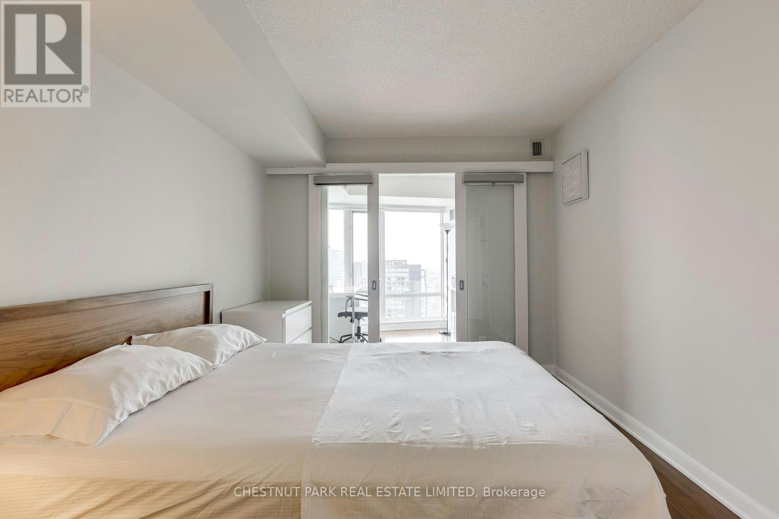 3003-210 Victoria Street, Toronto, ON, M5B 2R3 - 16