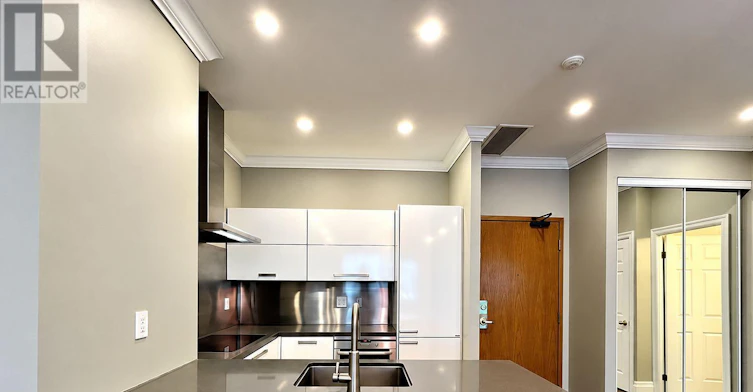 207-1231 Yonge Street, Toronto, ON, M4T 2T8 - 3