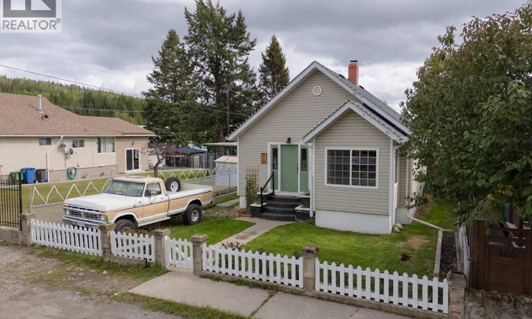 372 Fortier Street
