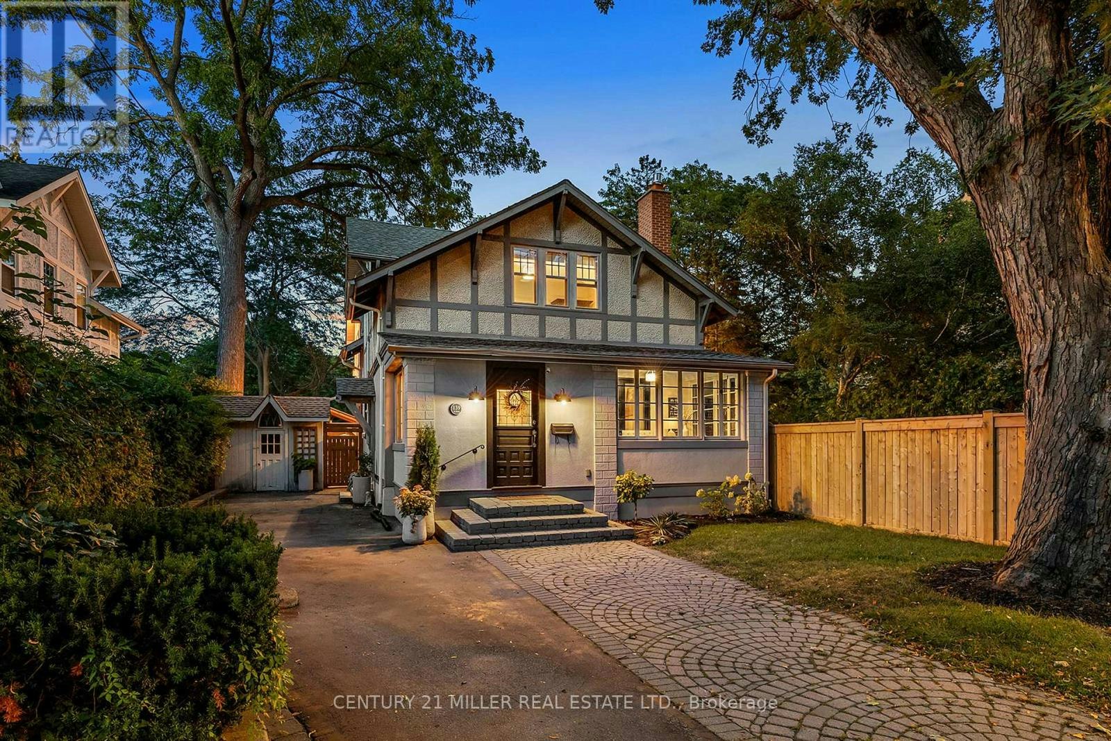139 Allan Street, Oakville, ON, L6J 3N6