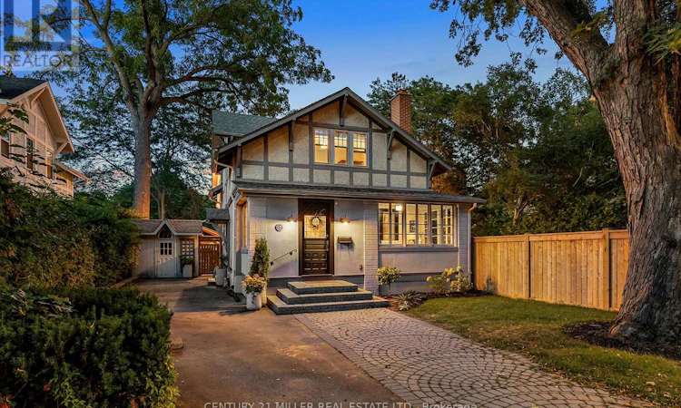 139 Allan Street