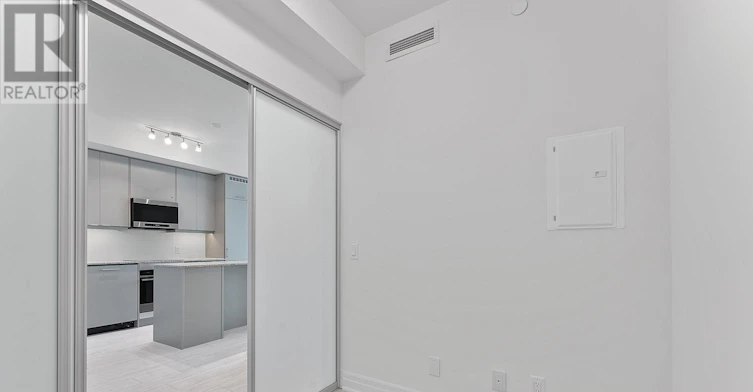 505-30 Elm Drive W, Mississauga, ON, L5B 1L9 - 7