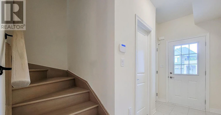82 Pinot Crescent, Hamilton, ON, L8E 0J9 - 3