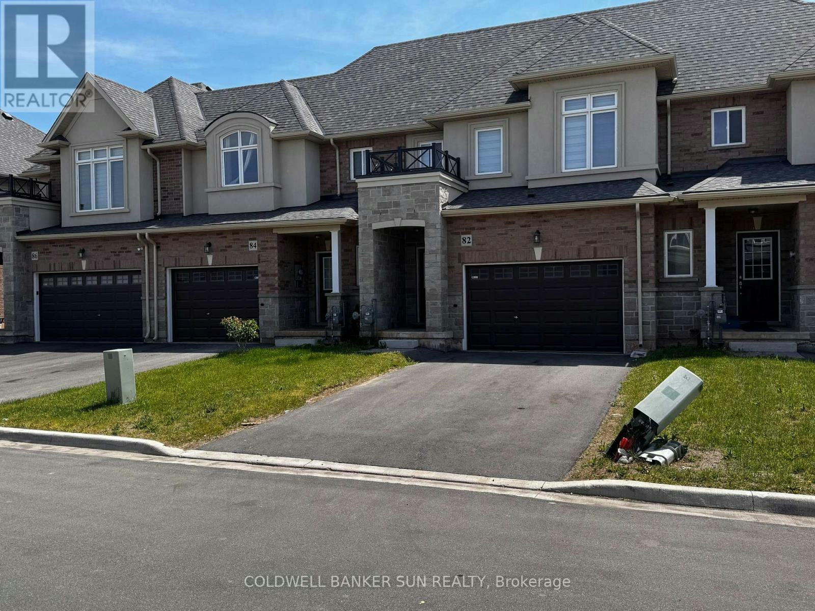 82 Pinot Crescent, Hamilton, ON, L8E 0J9 - 2