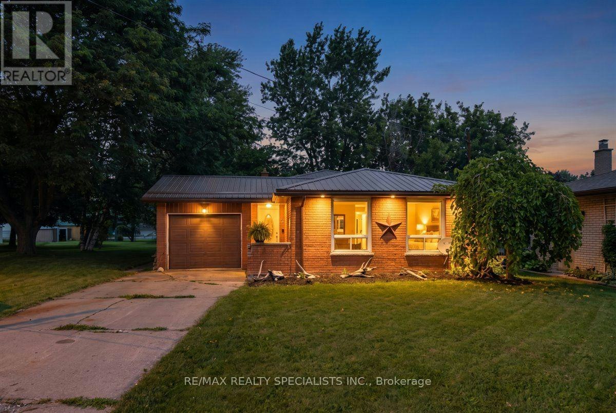 12 Wardell Crescent, Cayuga, ON, N0A 1H0