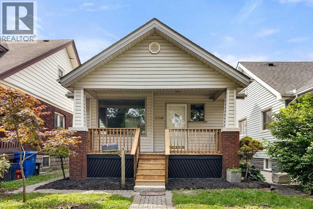 1129 Janette Avenue, Windsor, ON, N9A 5A6