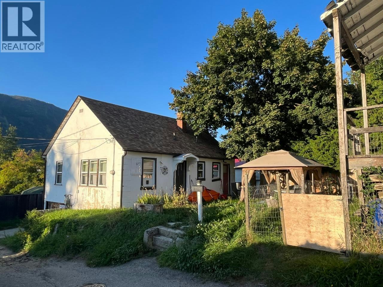 411 Latimer Street, Nelson, BC, V1L 4T7