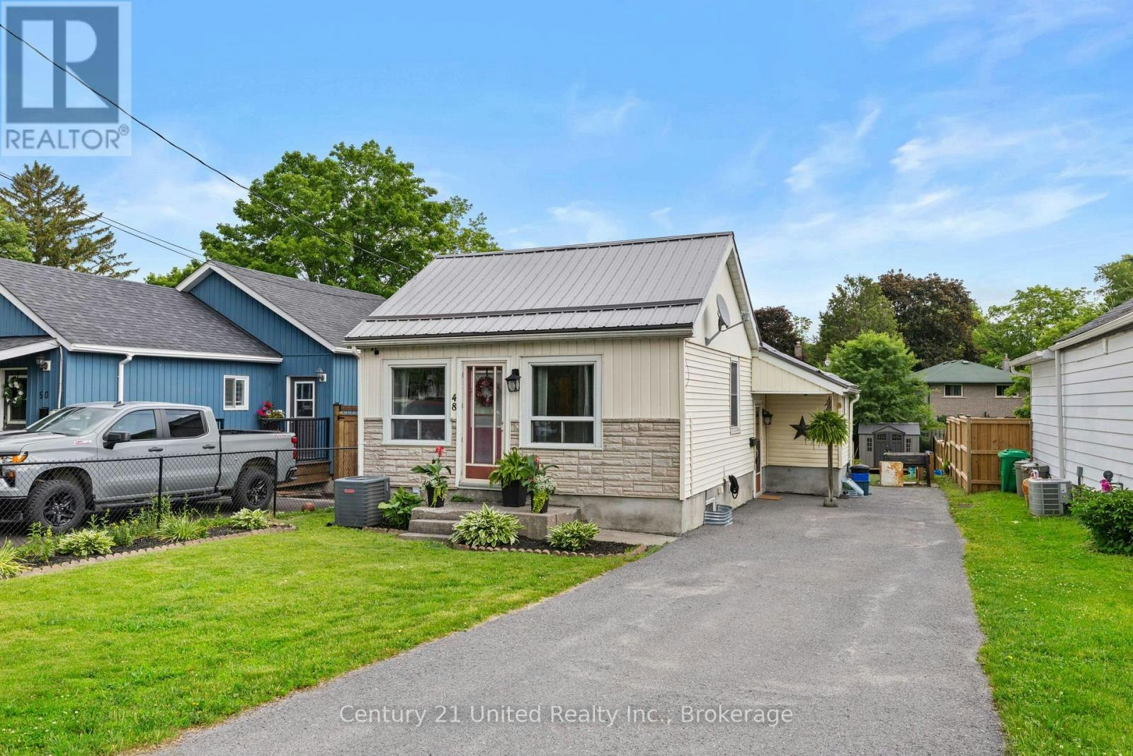 48 Leahys Lane, Peterborough, ON, K9H 2H1