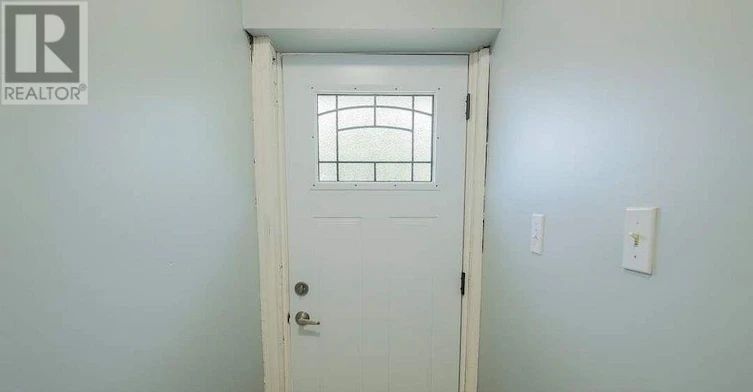 UPPER-211 Clarence Street, London, ON, N6B 2J9 - 3