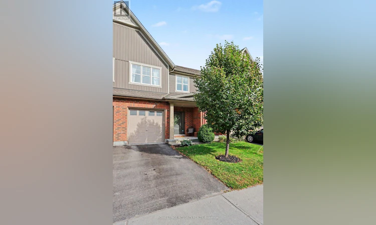 286 Fergus Crescent