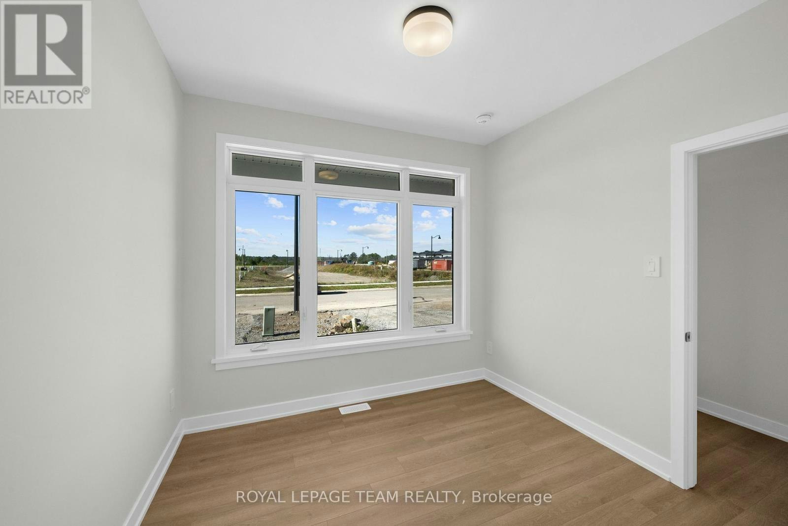 1068 Dobbie Street, Brockville, ON, K6V 0G8 - 5