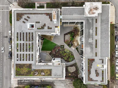 N414-1105 Pandora Avenue - 3