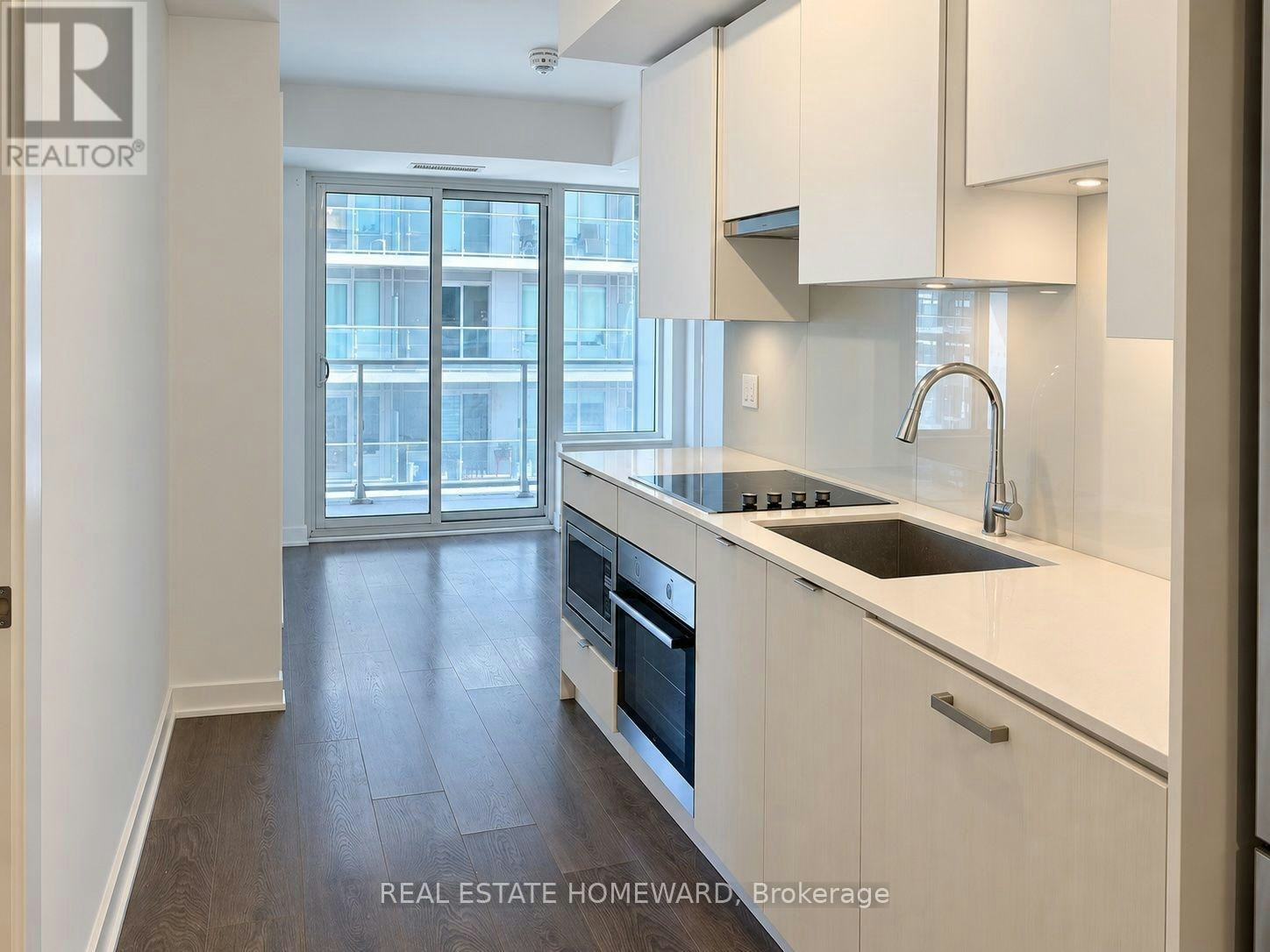 1405-99 Broadway Avenue, Toronto, ON, M4P 0E3 - 3