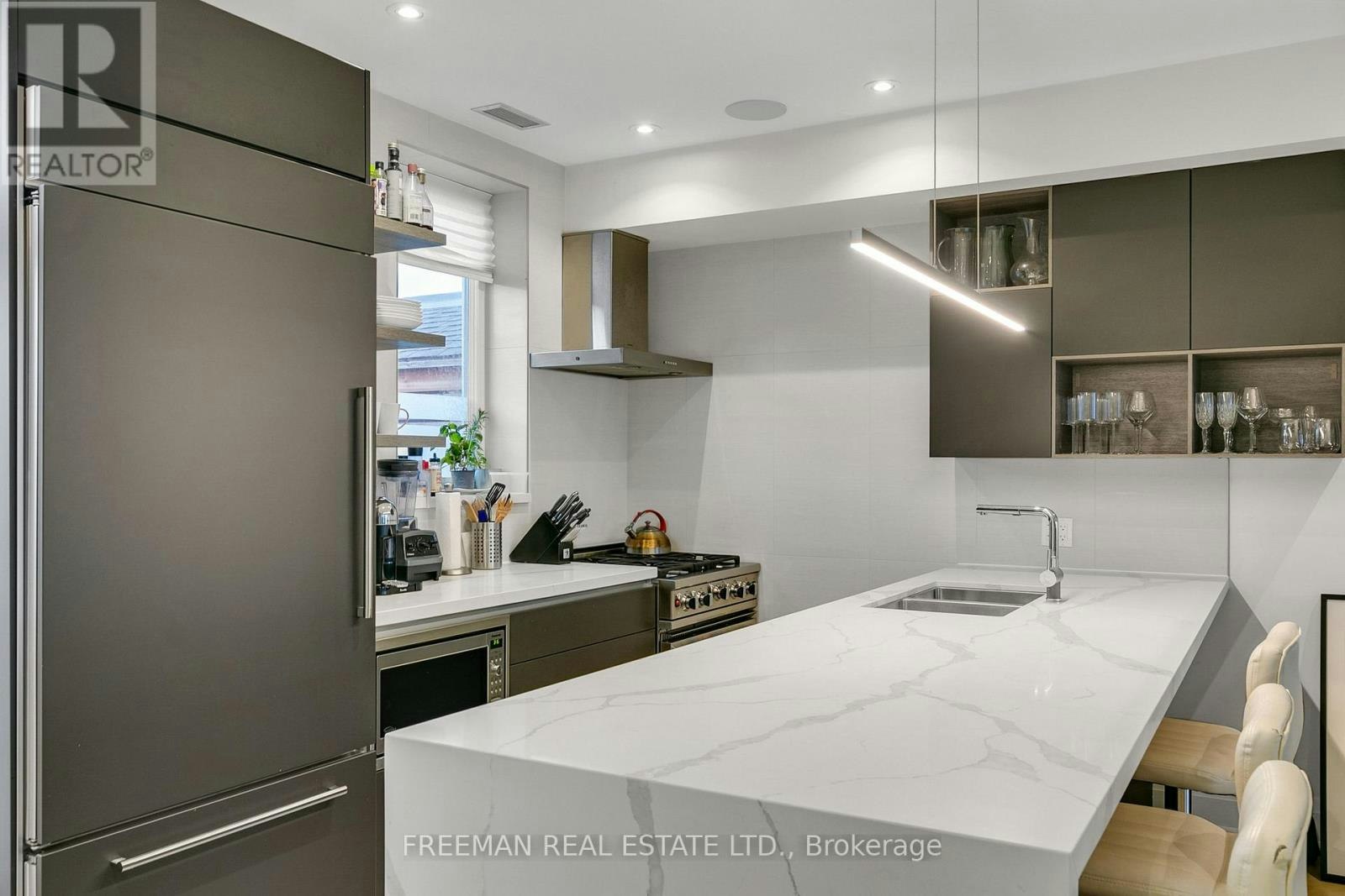 LANEWAY-1239 Bloor Street W, Toronto, ON, M6H 1N6 - 7