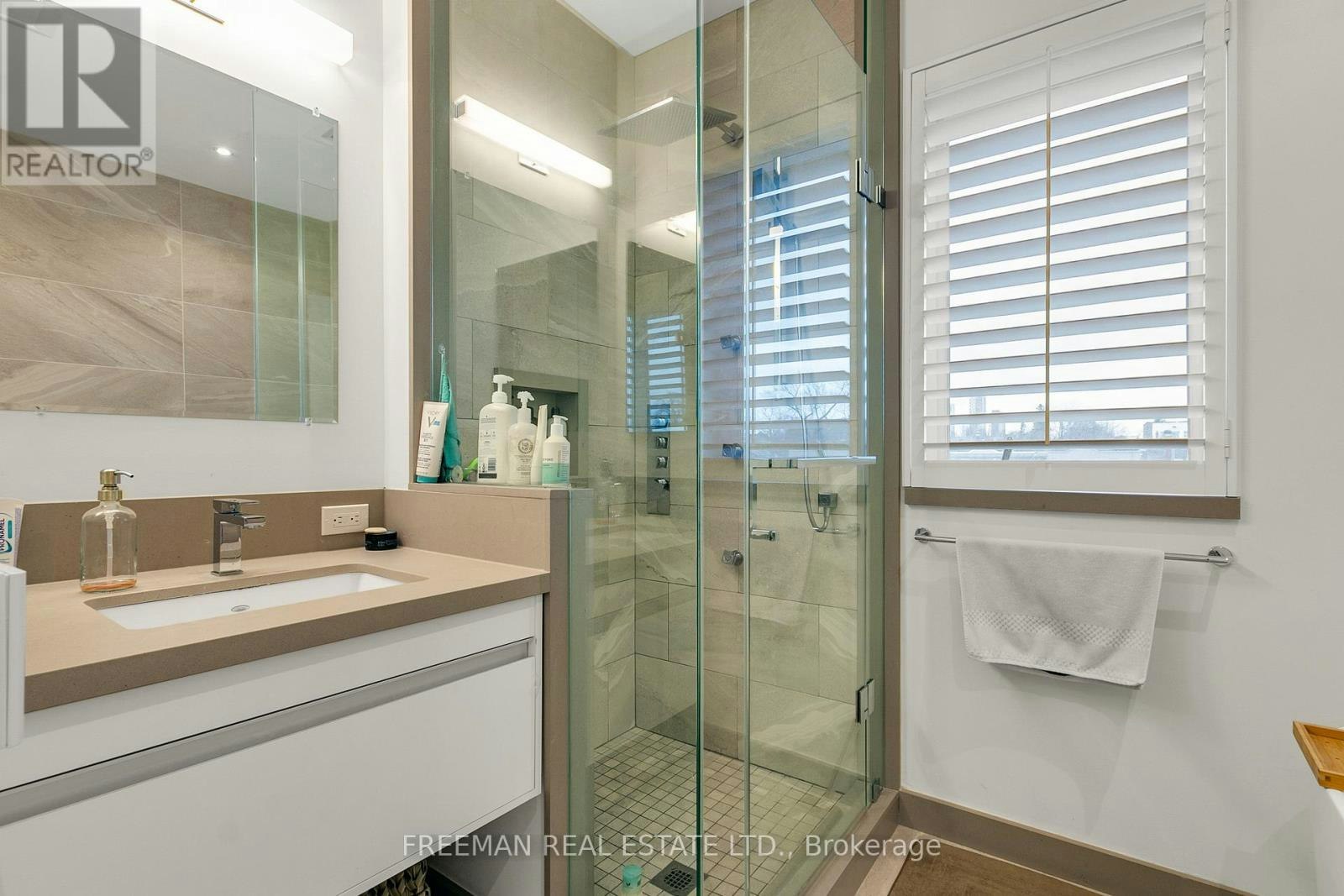 LANEWAY-1239 Bloor Street W, Toronto, ON, M6H 1N6 - 24