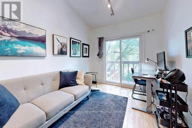 81 Tiverton Avenue, Toronto, ON, M4M 2M1 - 14
