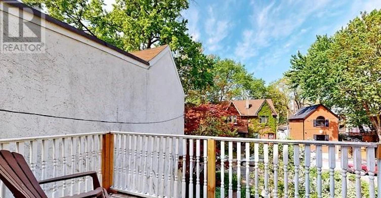 81 Tiverton Avenue, Toronto, ON, M4M 2M1 - 31