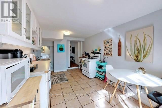 81 Tiverton Avenue, Toronto, ON, M4M 2M1 - 19