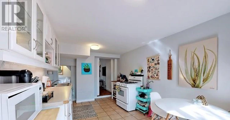81 Tiverton Avenue, Toronto, ON, M4M 2M1 - 19