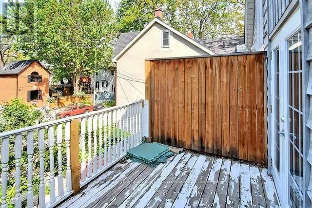 81 Tiverton Avenue, Toronto, ON, M4M 2M1 - 32