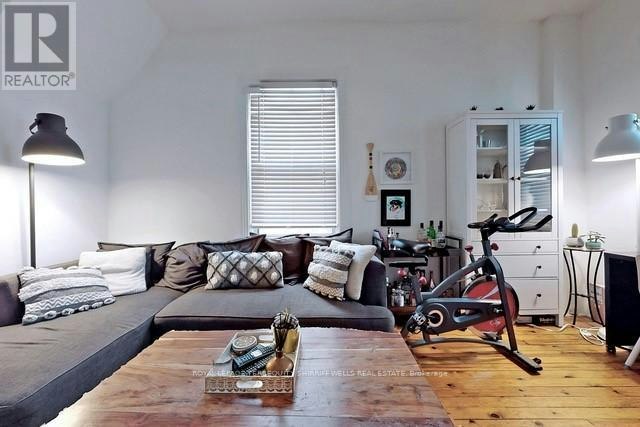 81 Tiverton Avenue, Toronto, ON, M4M 2M1 - 11