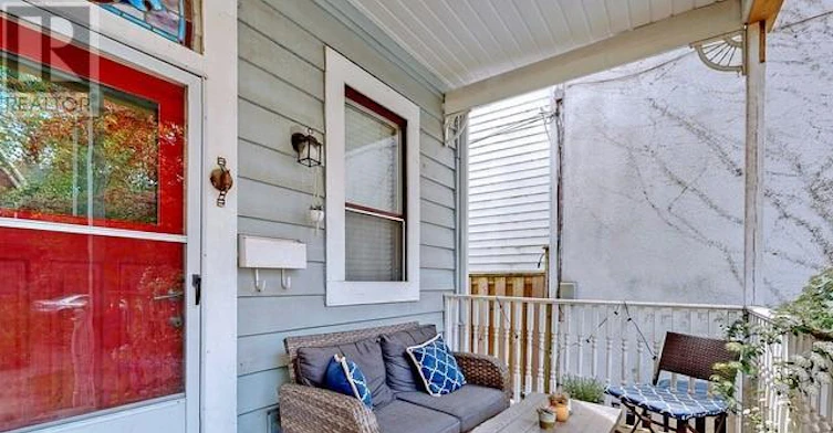 81 Tiverton Avenue, Toronto, ON, M4M 2M1 - 7