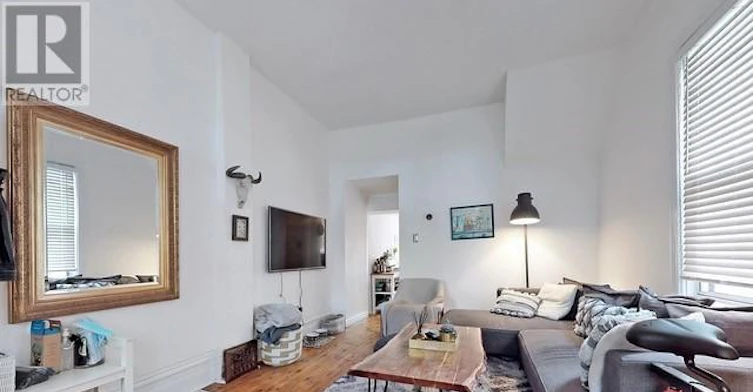 81 Tiverton Avenue, Toronto, ON, M4M 2M1 - 12