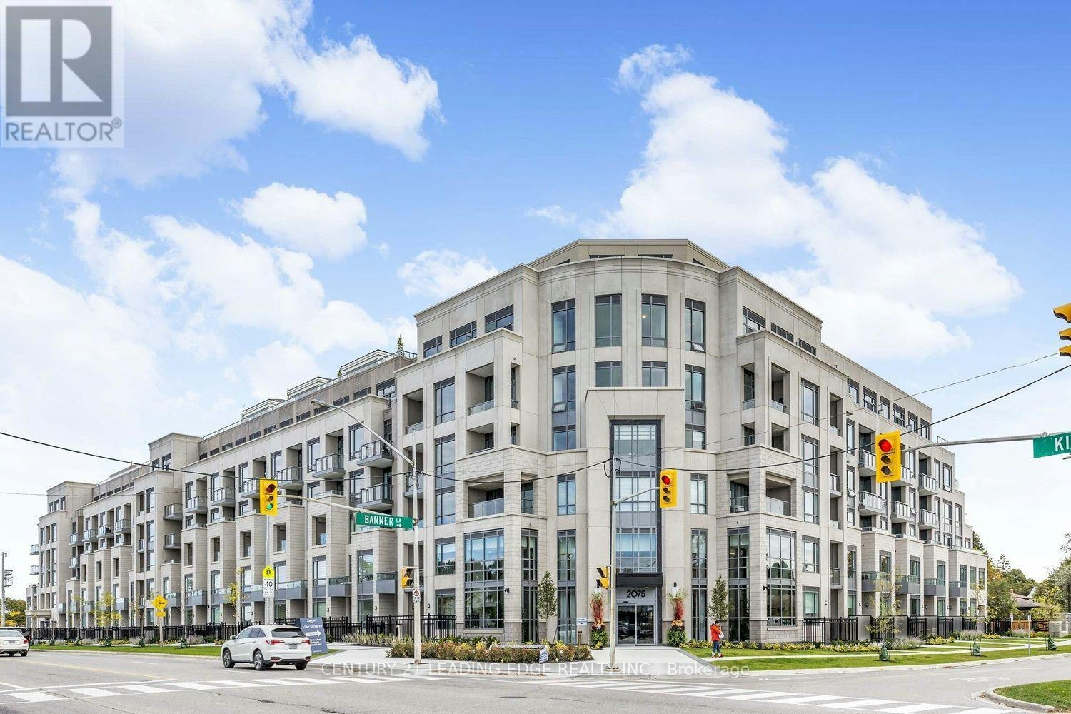 214-2075 King Road, King, ON, L7B 0R6