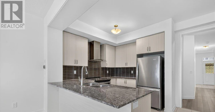 226 Bennett Street, Newmarket, ON, L3X 0M1 - 12