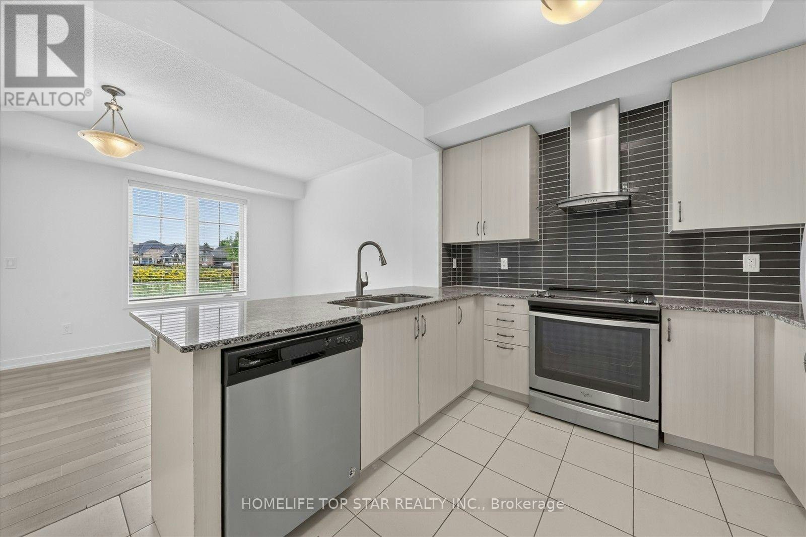 226 Bennett Street, Newmarket, ON, L3X 0M1 - 10