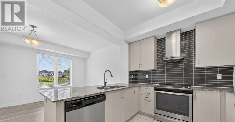 226 Bennett Street, Newmarket, ON, L3X 0M1 - 10