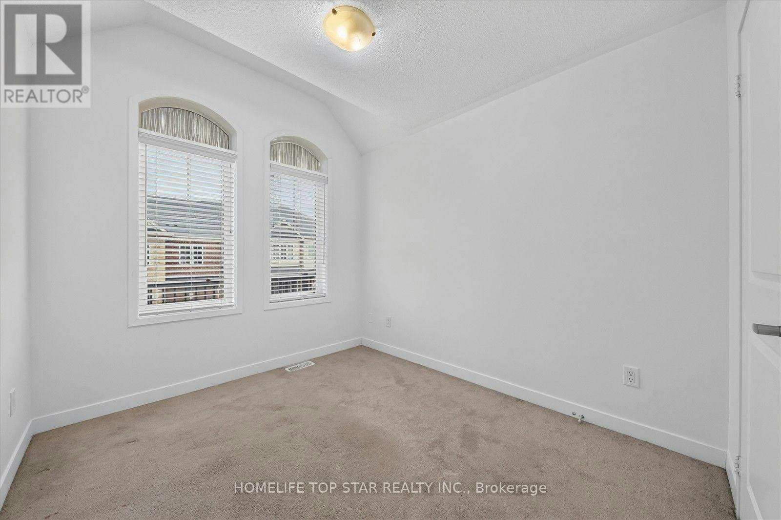 226 Bennett Street, Newmarket, ON, L3X 0M1 - 25